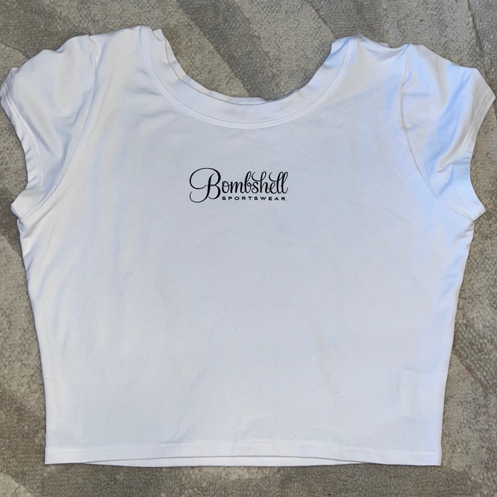 Motivation Tee Bombshell
